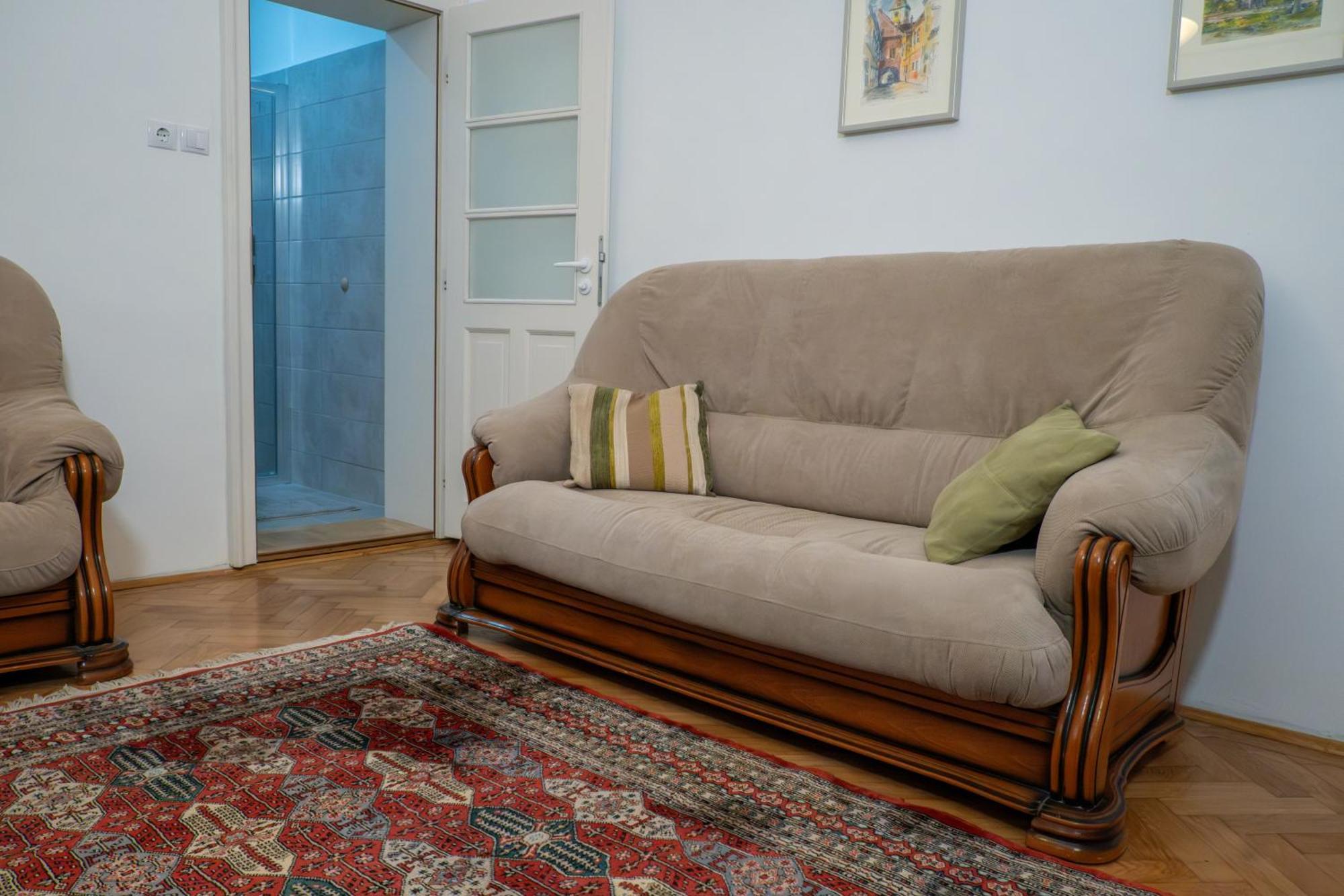 Apartmán Casa Puscariu Brašov Exteriér fotografie