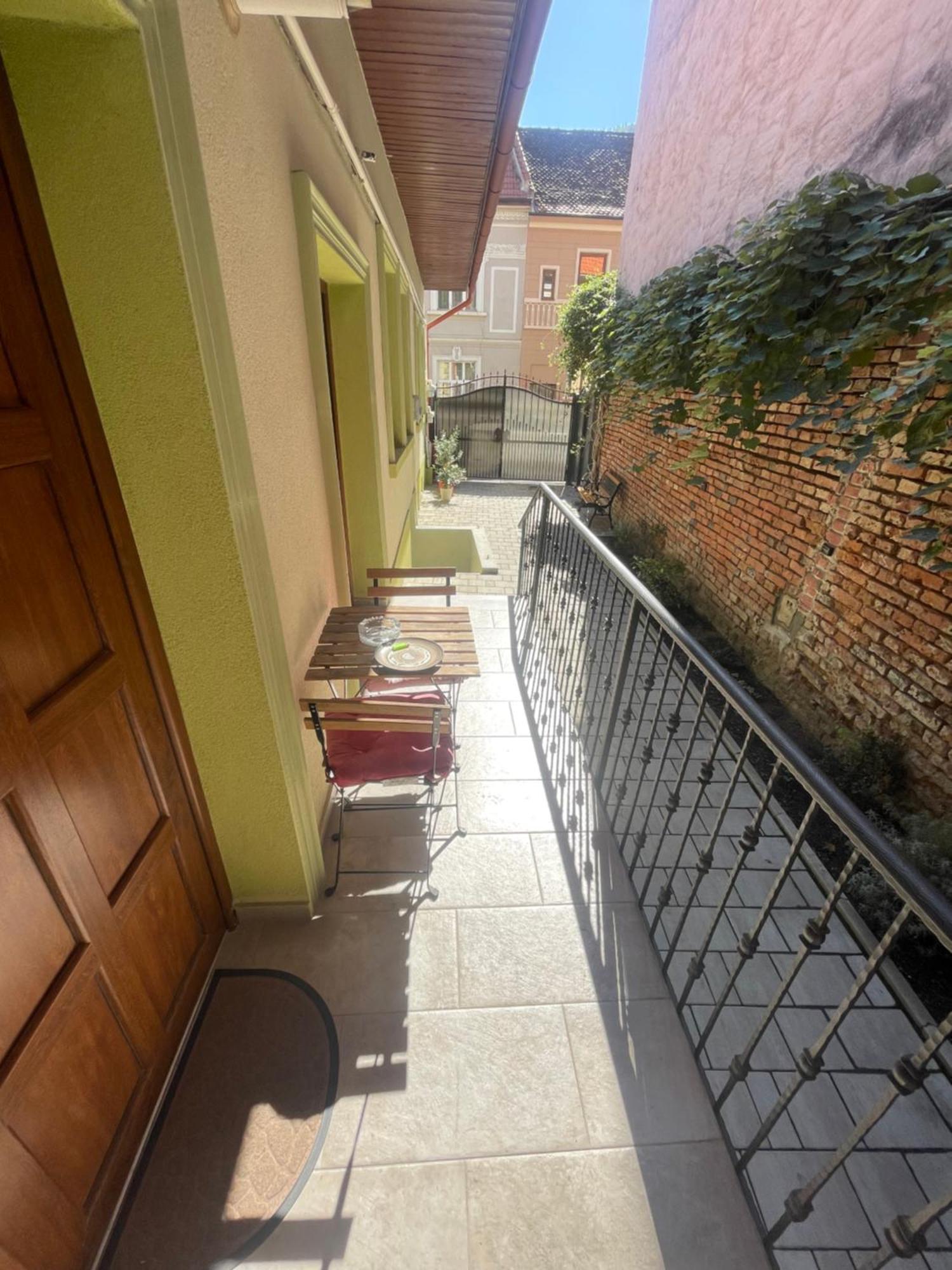 Apartmán Casa Puscariu Brašov Exteriér fotografie